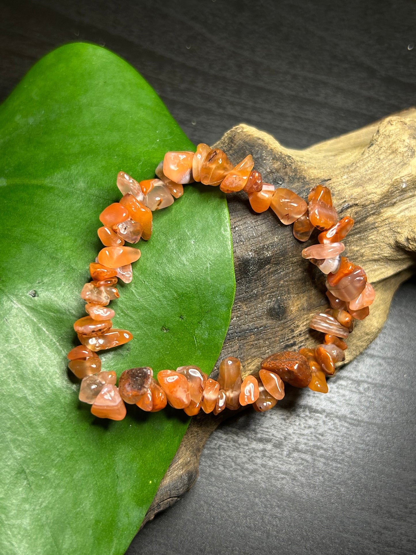 Roter Achat Splitterarmband