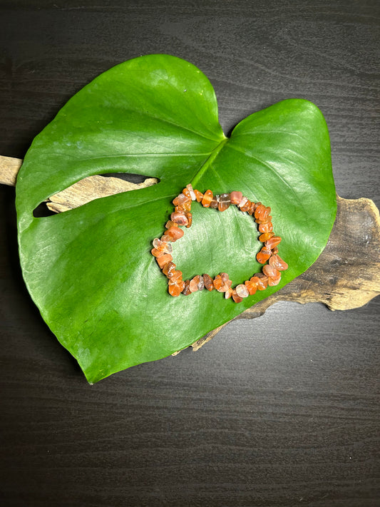 Roter Achat Splitterarmband